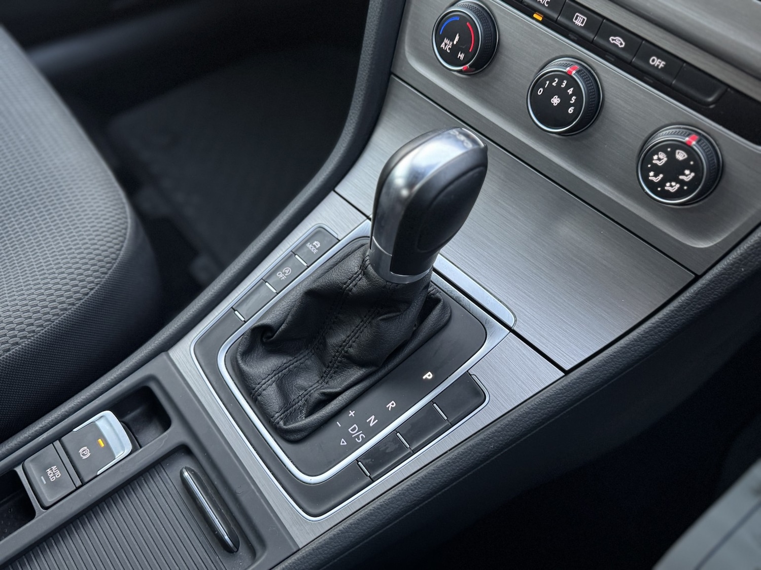 Used Volkswagen Golf 2014 for sale - 76713108: Photo 20