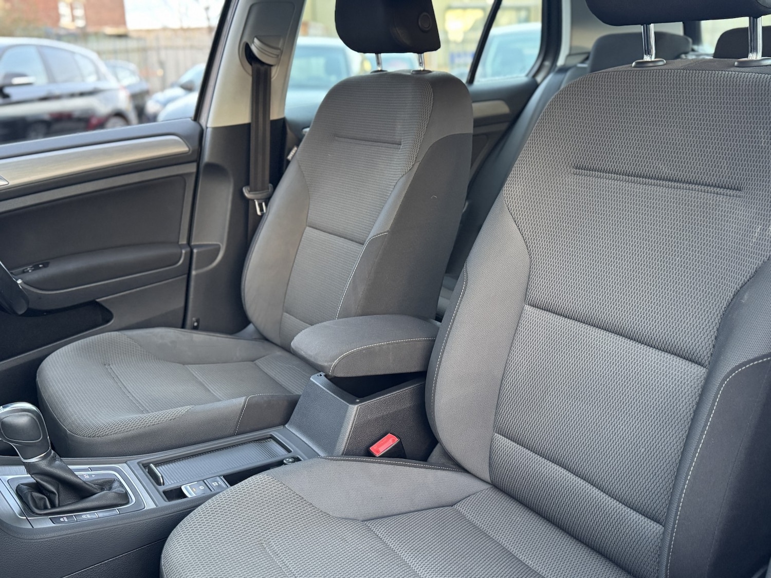 Used Volkswagen Golf 2014 for sale - 76713108: Photo 22