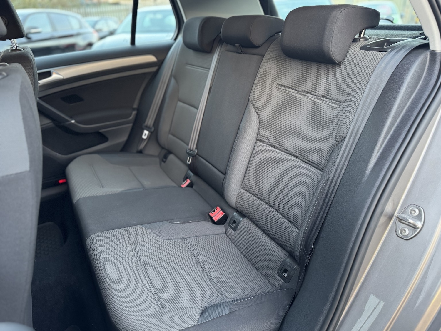 Used Volkswagen Golf 2014 for sale - 76713108: Photo 24