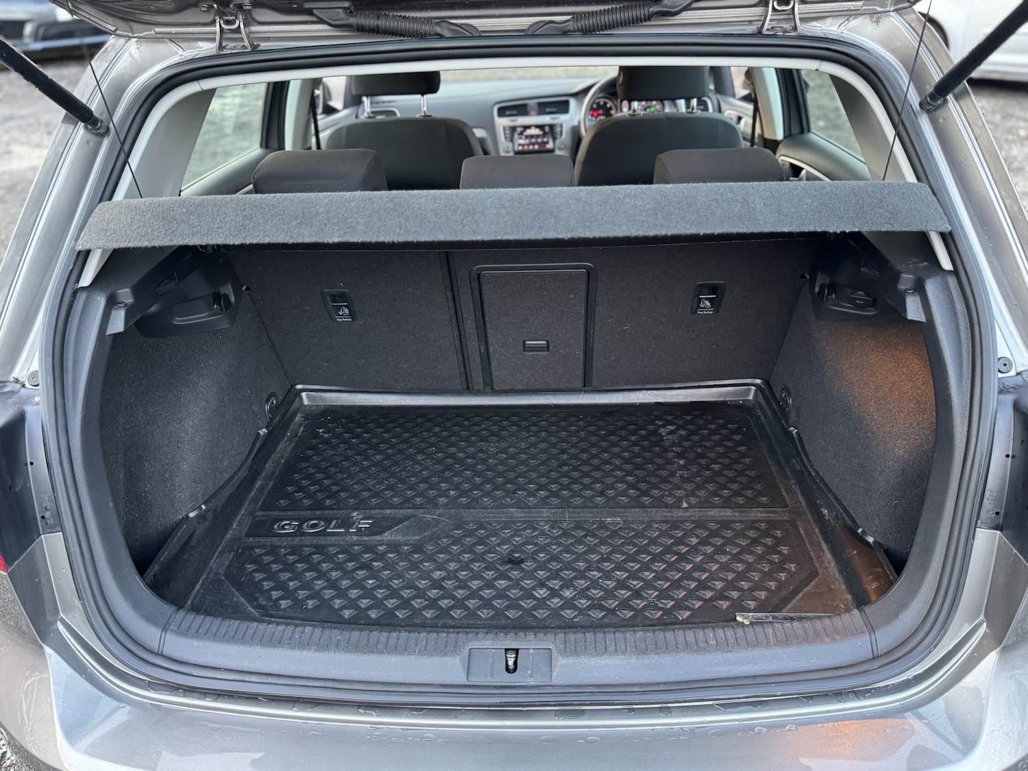 Used Volkswagen Golf 2014 for sale - 76713108: Photo 27