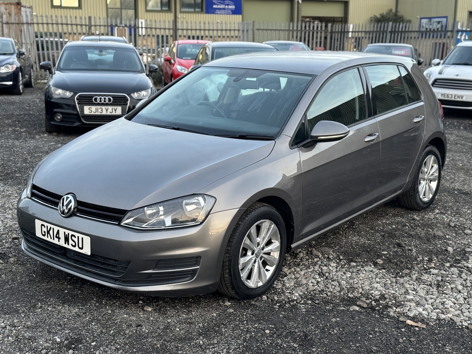 Used Volkswagen Golf 2014 for sale - 76713108: Photo 4