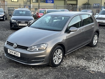 Used Volkswagen Golf 2014 for sale - 76713108: Photo