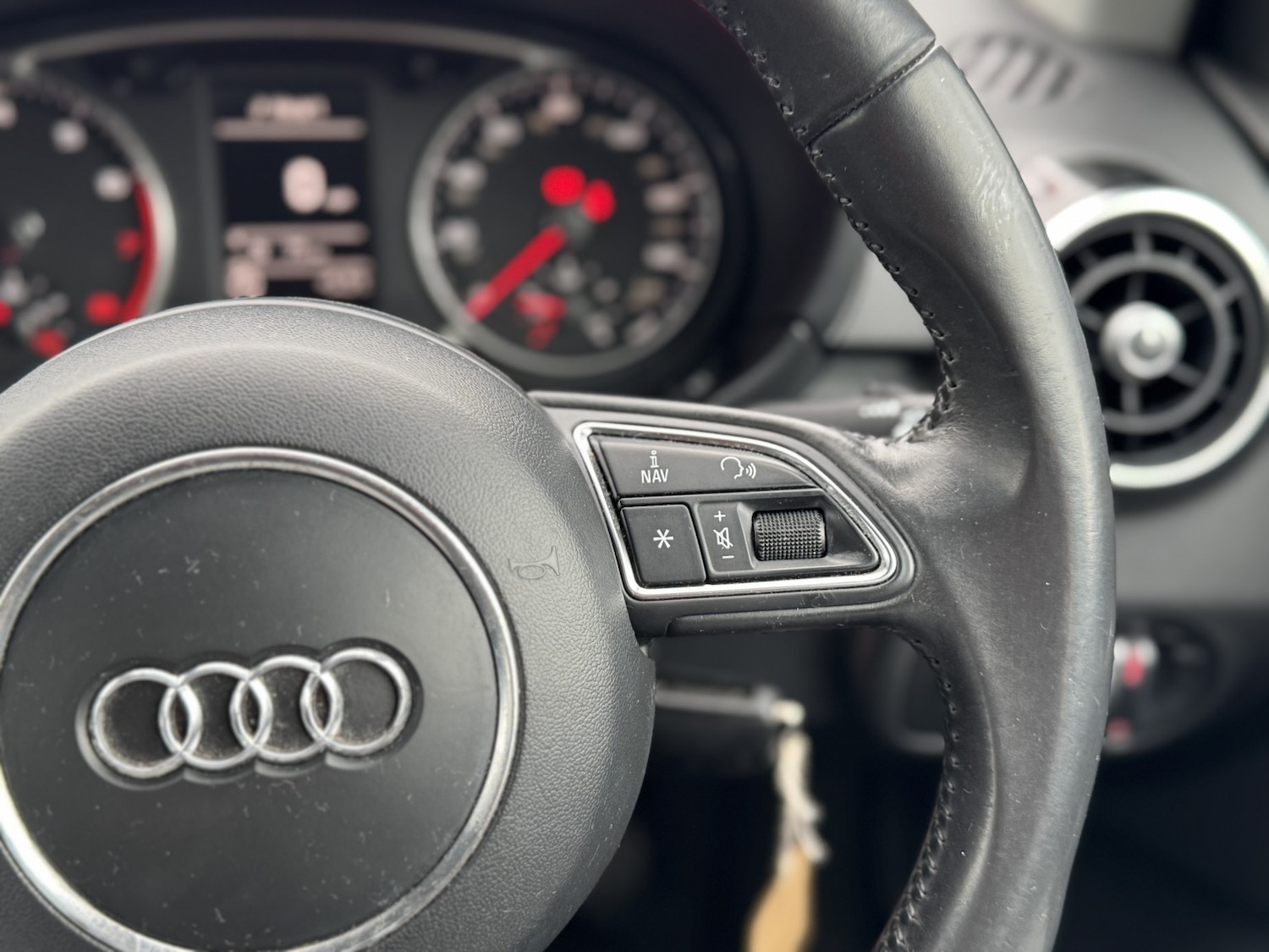 Used Audi A1 2013 for sale - 77535921: Photo 17