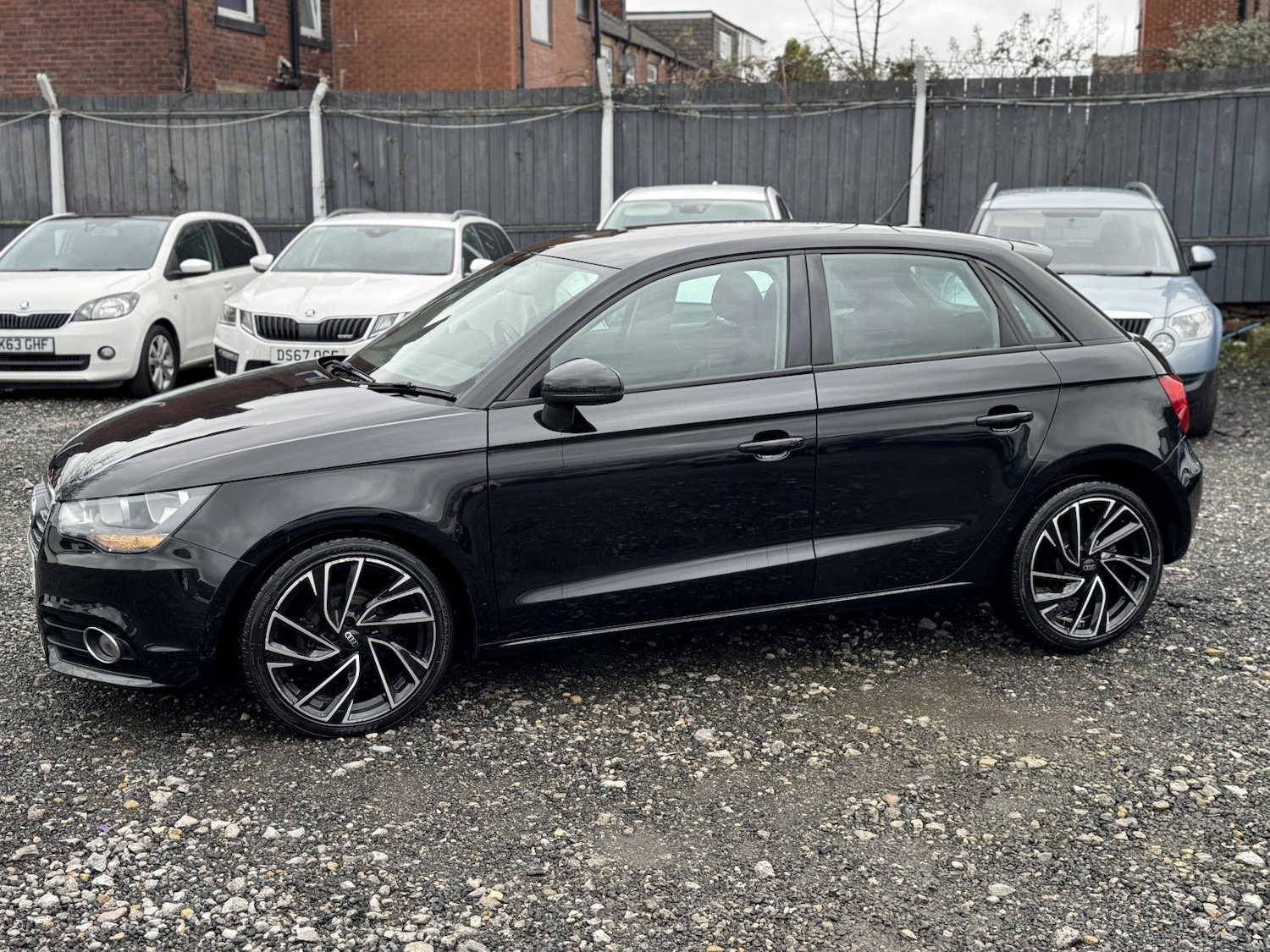 Used Audi A1 2013 for sale - 77535921: Photo 4
