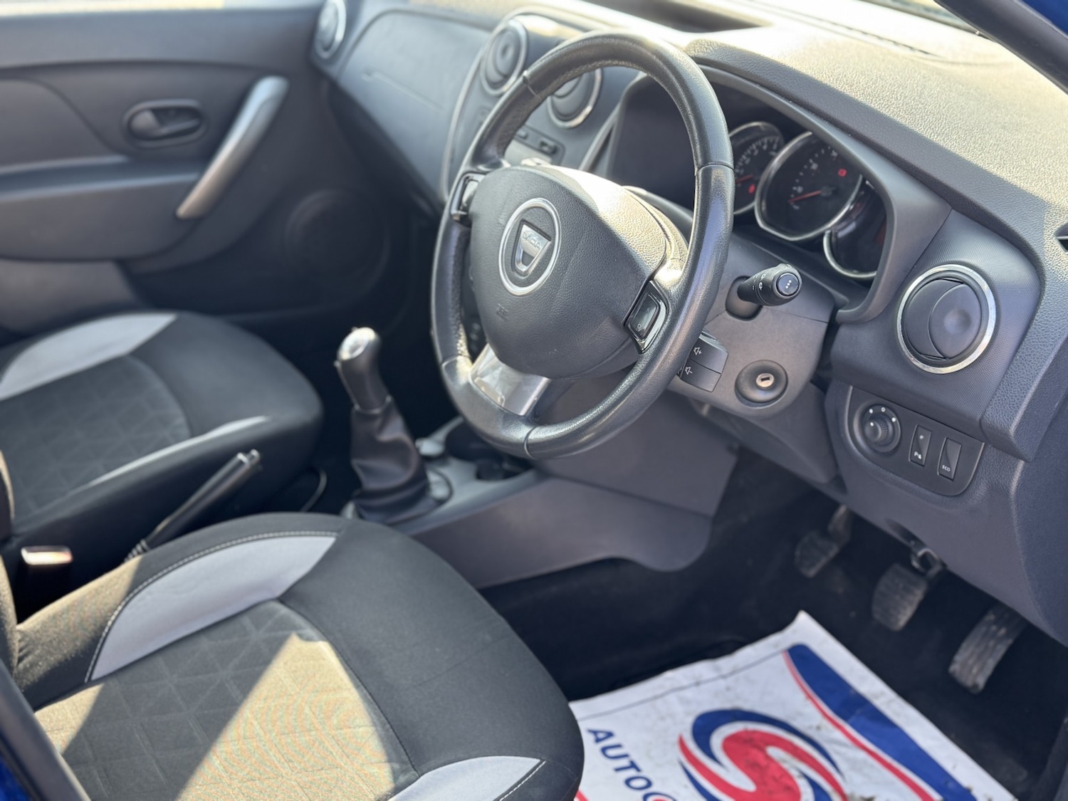 Used Dacia Sandero Stepway 2014 for sale - 77749982: Photo 10