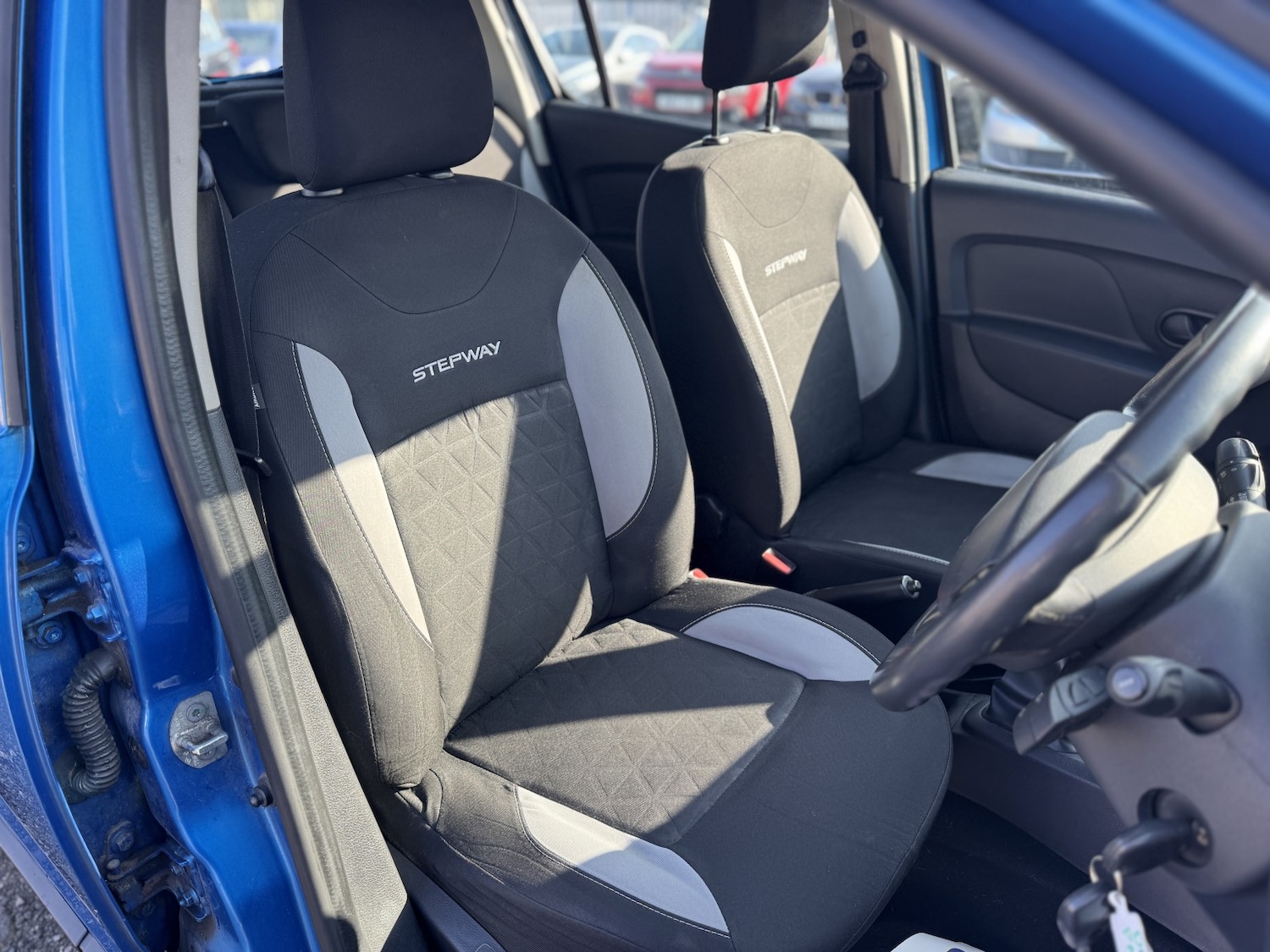 Used Dacia Sandero Stepway 2014 for sale - 77749982: Photo 11