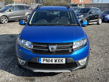 Used Dacia Sandero Stepway 2014 for sale - 77749982: Photo