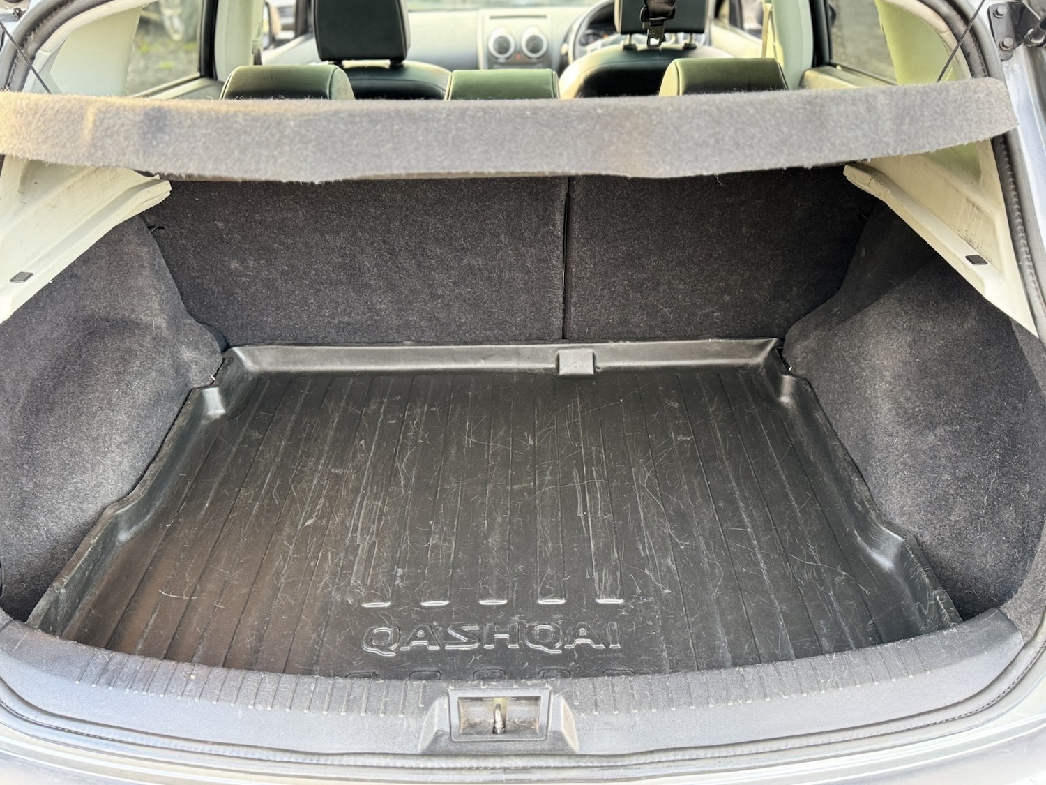 Used Nissan Qashqai 2013 for sale - 76421887: Photo 29