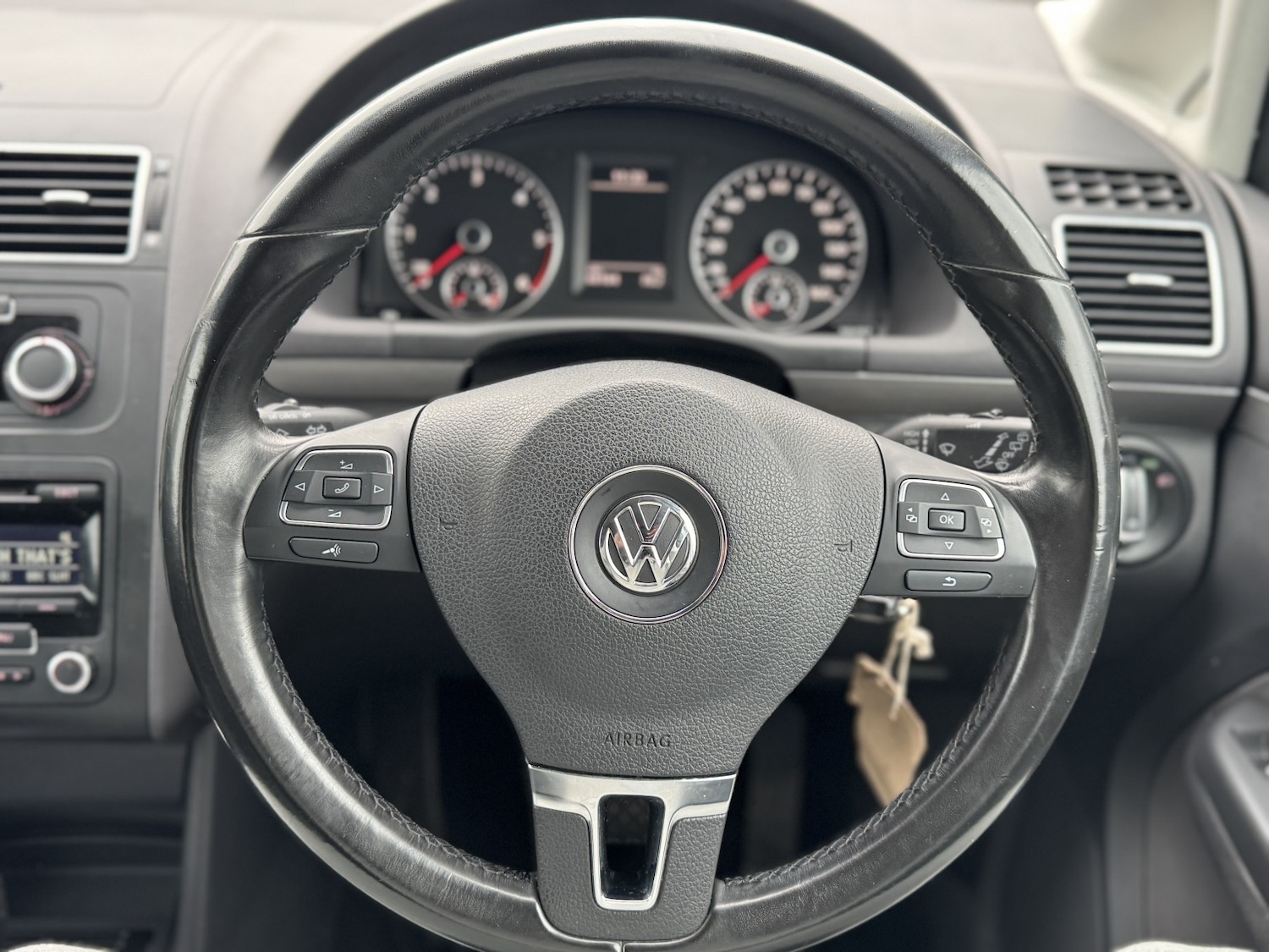 Used Volkswagen Touran 2011 for sale - 77508604: Photo 17