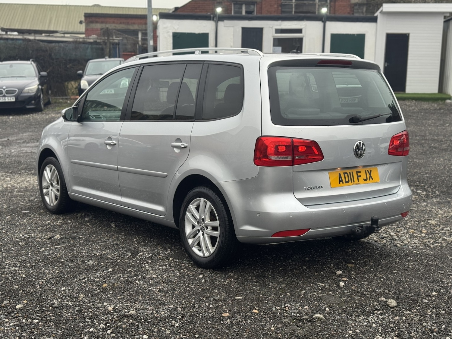 Used Volkswagen Touran 2011 for sale - 77508604: Photo 5