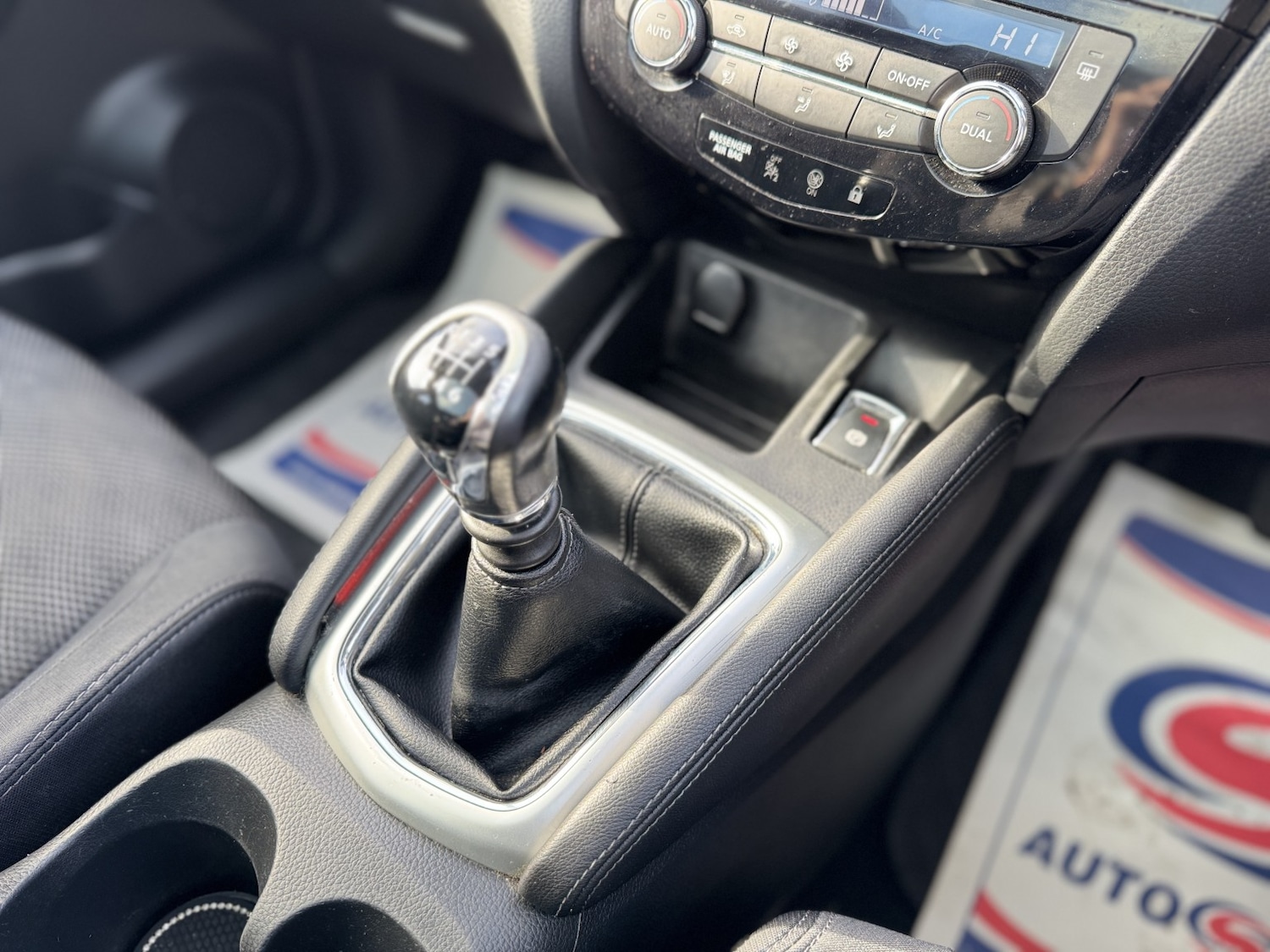 Used Nissan Qashqai 2015 for sale - 76421865: Photo 25