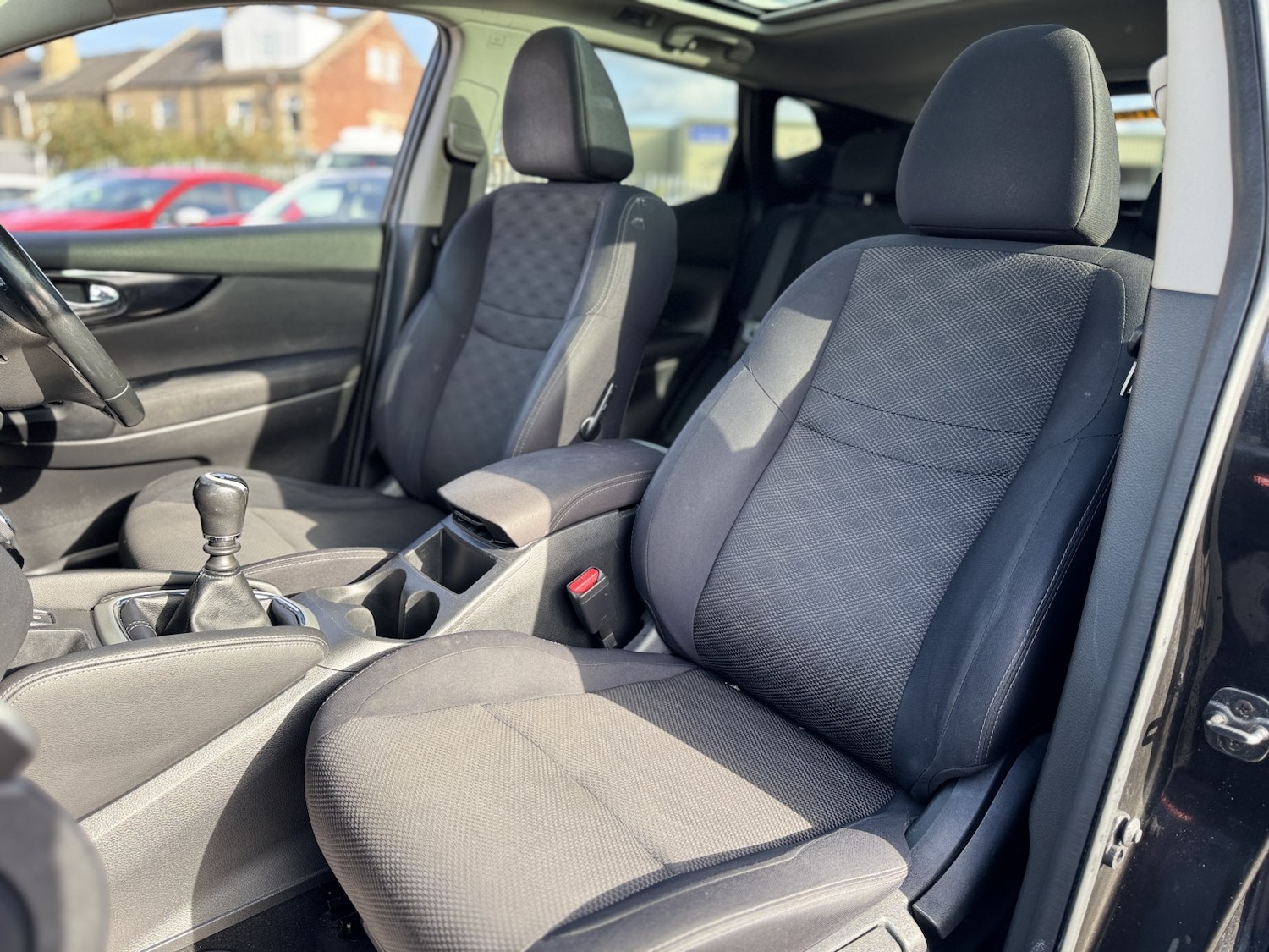 Used Nissan Qashqai 2015 for sale - 76421865: Photo 27