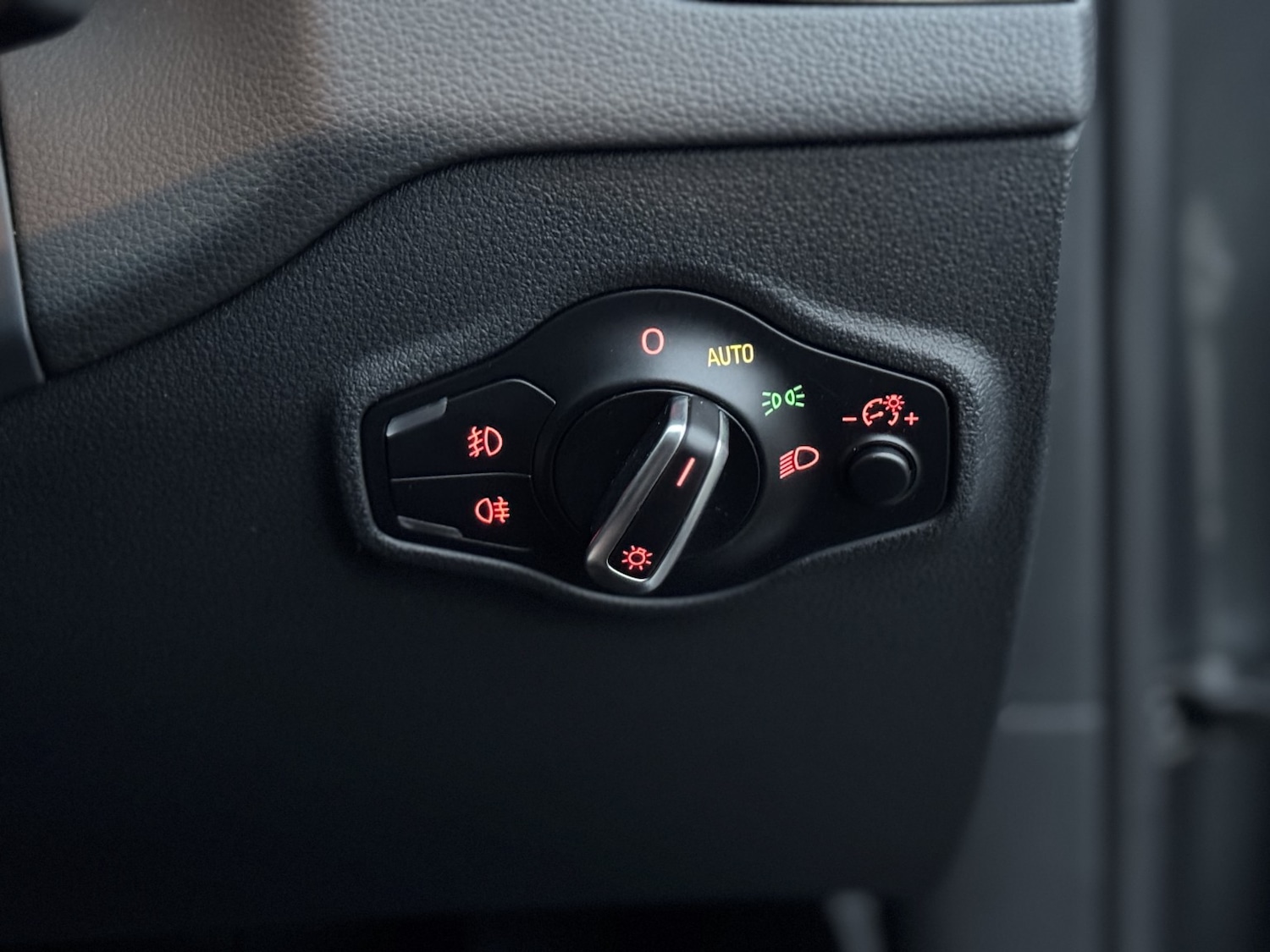 Used Audi Q5 2012 for sale - 76588414: Photo 17