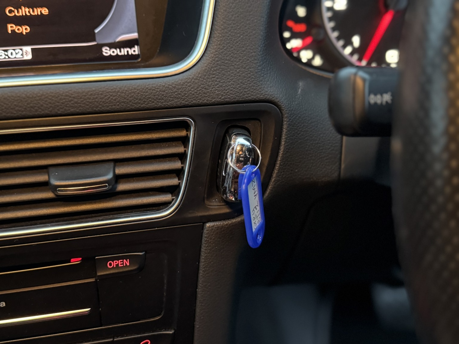 Used Audi Q5 2012 for sale - 76588414: Photo 24