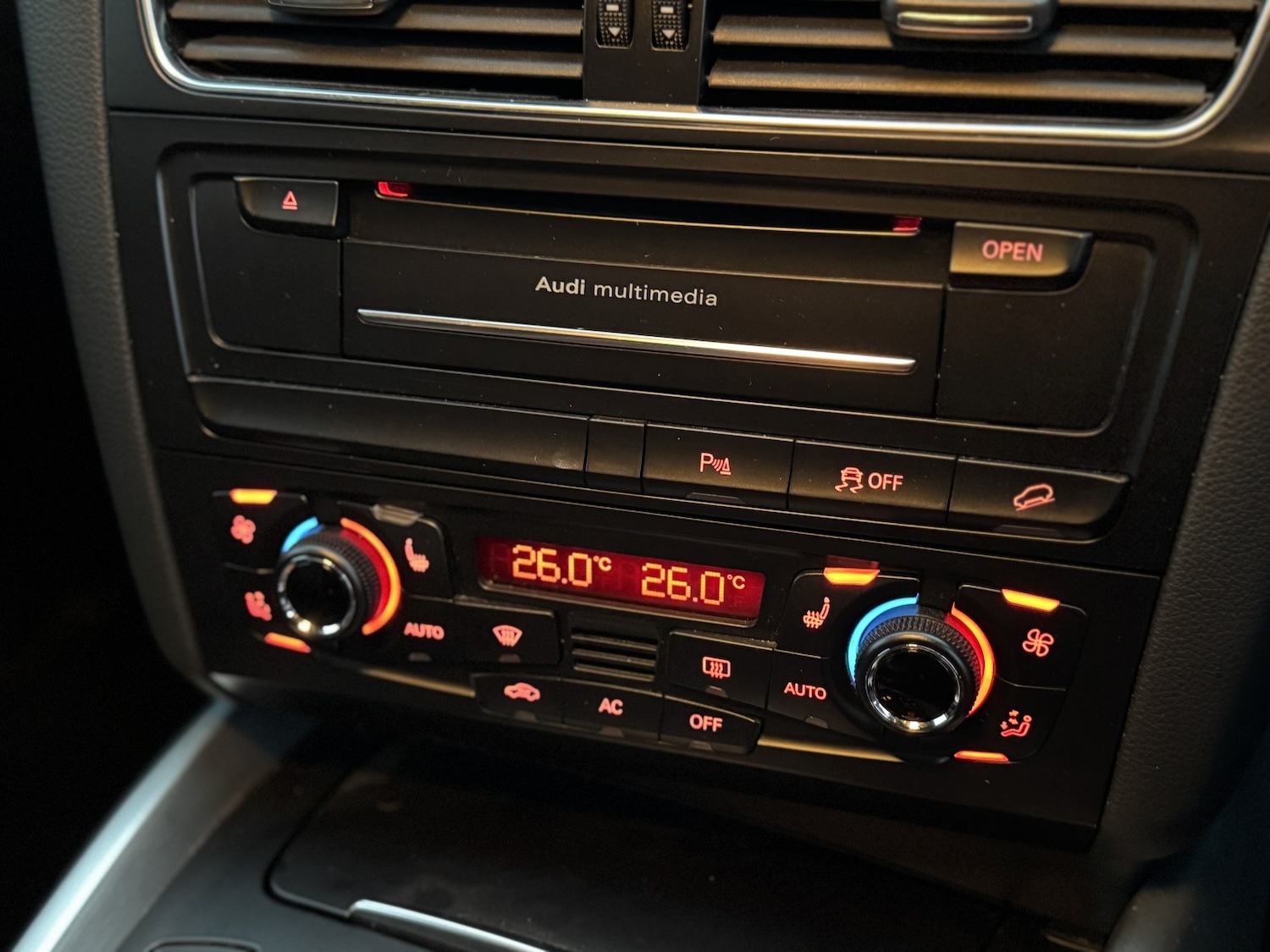 Used Audi Q5 2012 for sale - 76588414: Photo 25