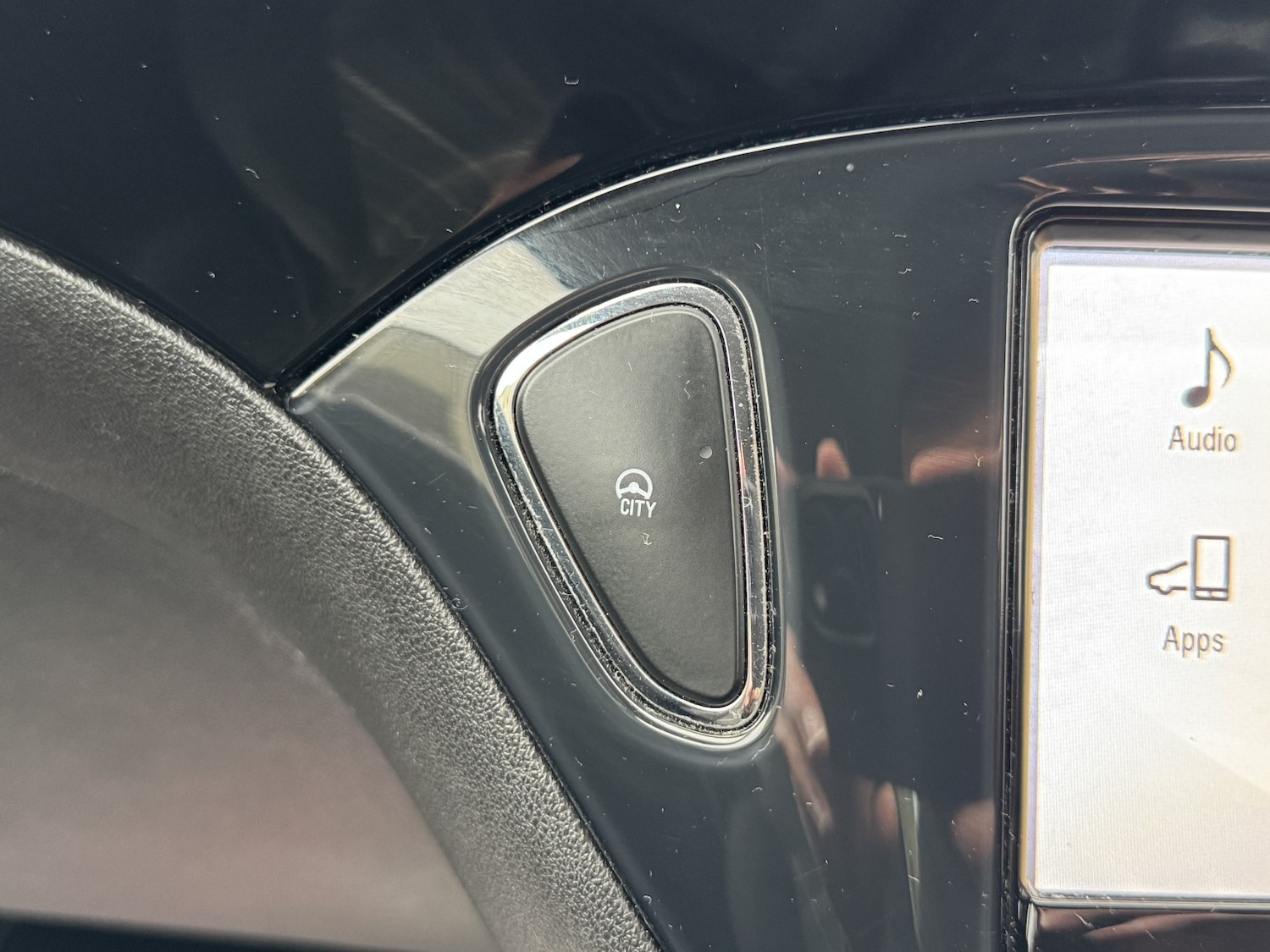 Used Vauxhall Corsa 2015 for sale - 76421882: Photo 28