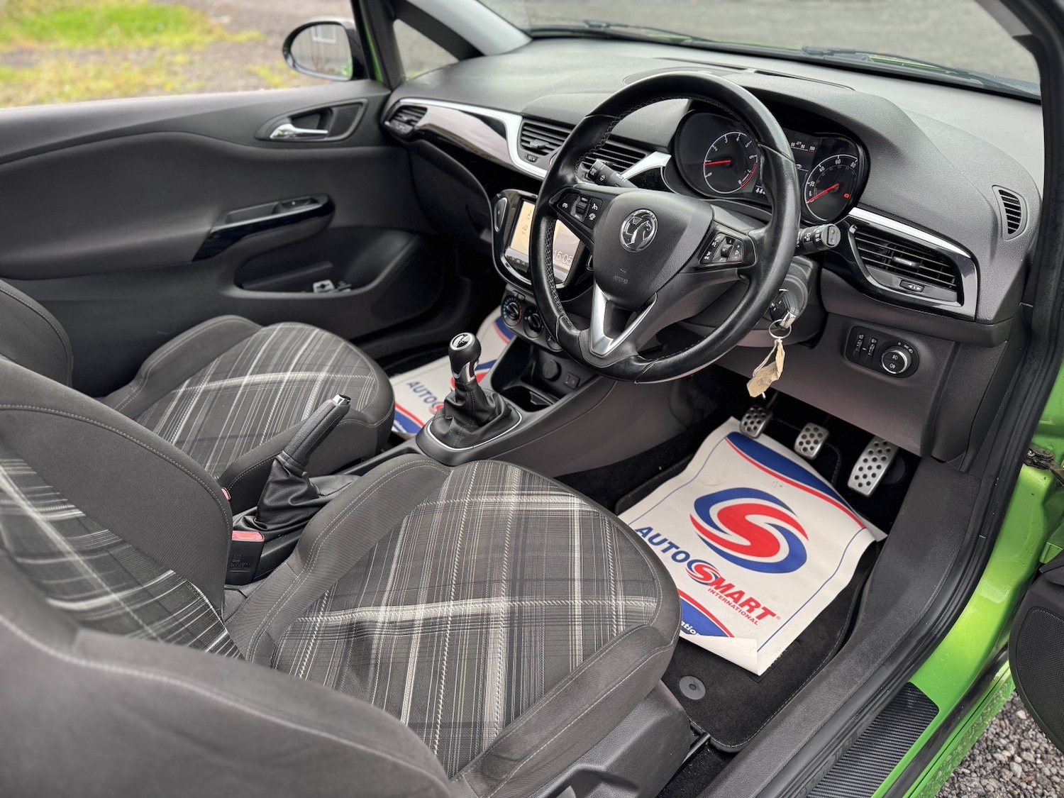 Used Vauxhall Corsa 2015 for sale - 76421882: Photo 32