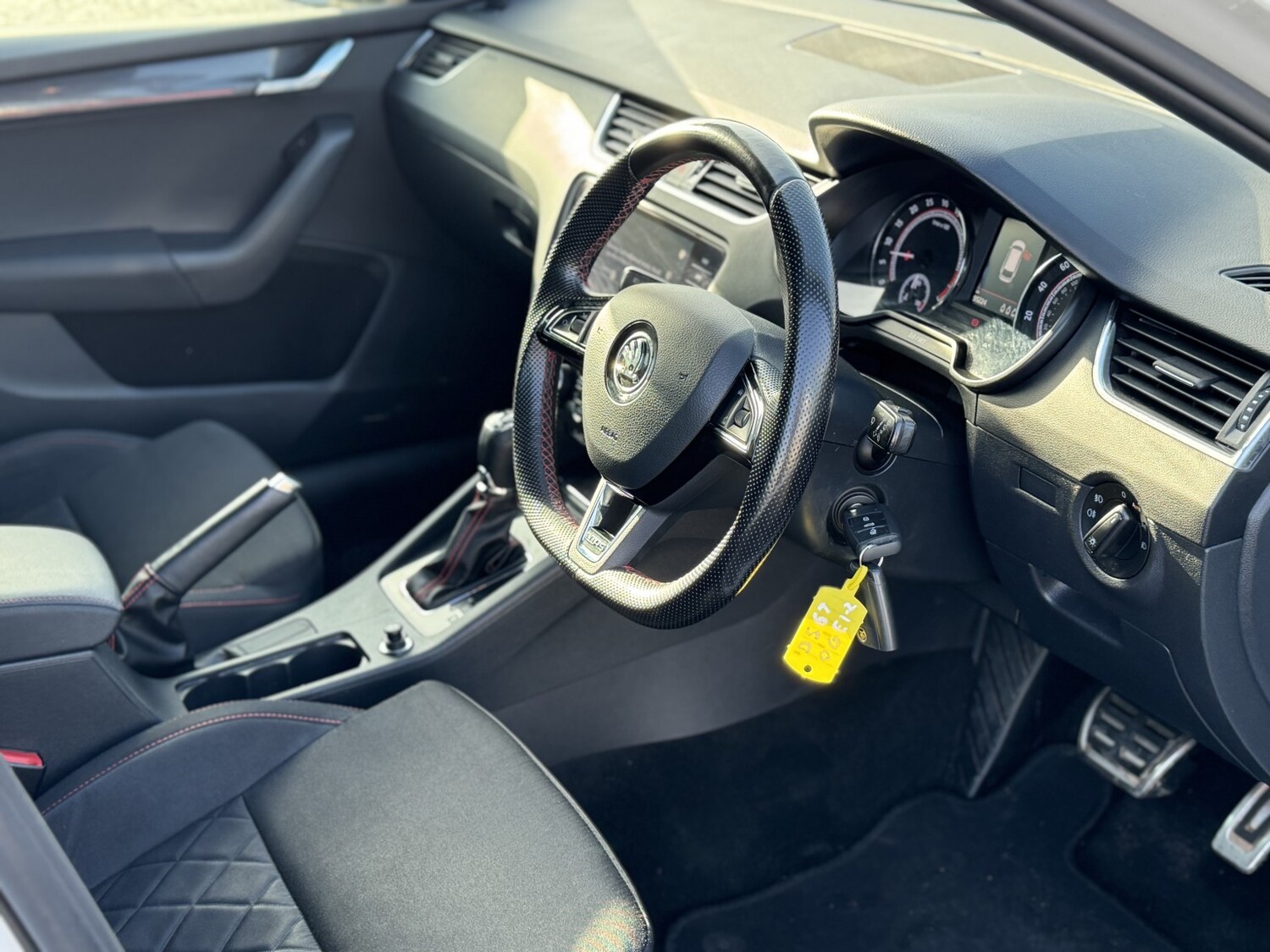 Used Skoda Octavia 2017 for sale - 77370607: Photo 16