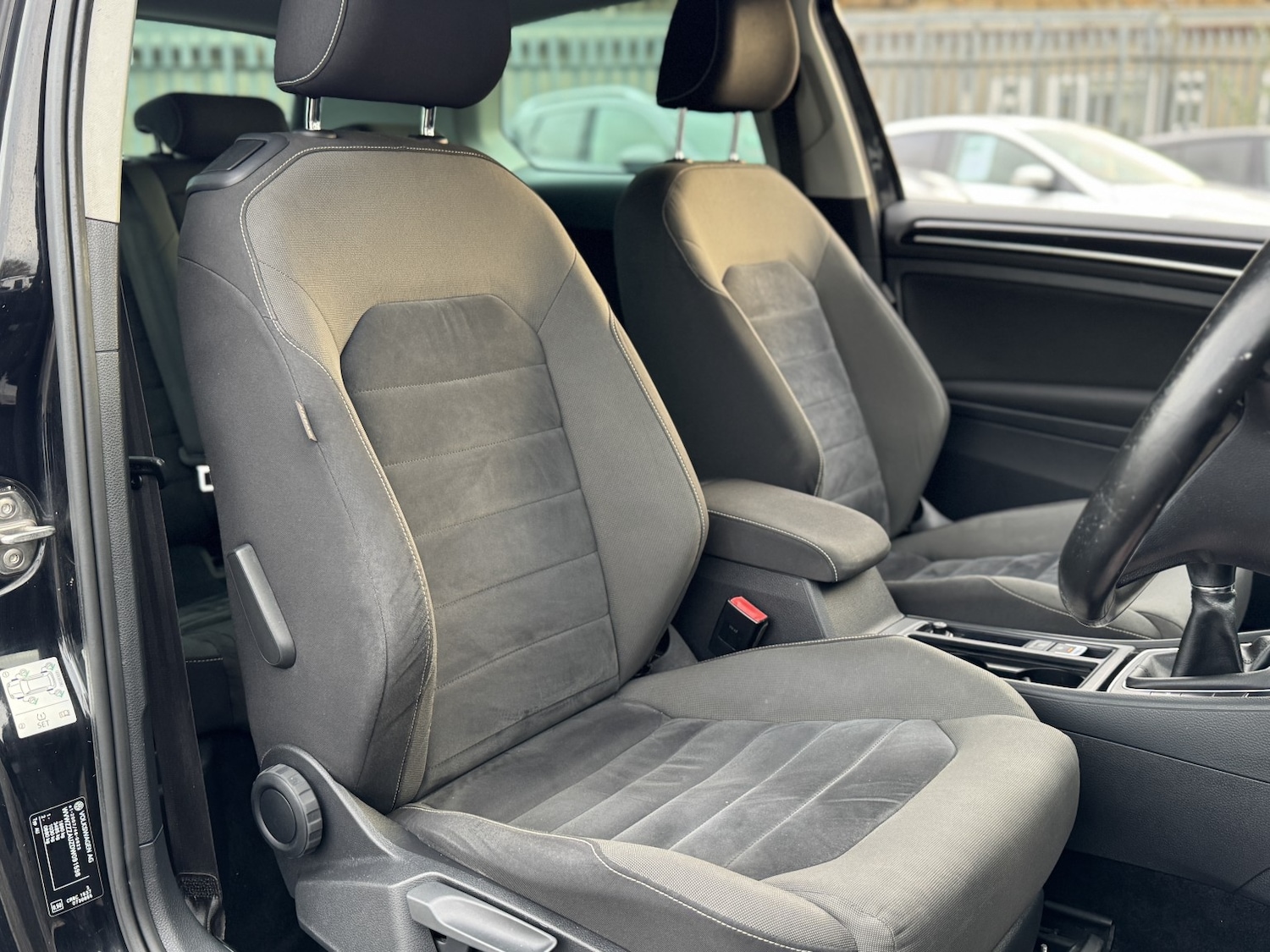 Used Volkswagen Golf 2013 for sale - 76455494: Photo 20