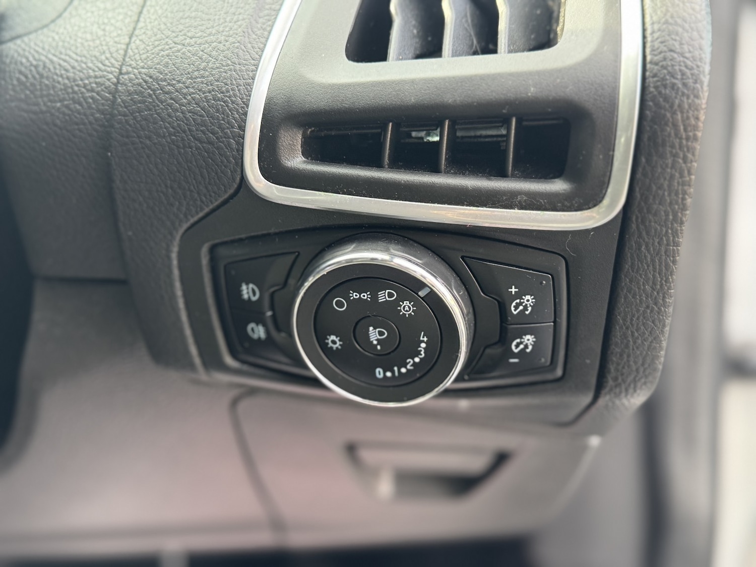 Used Ford Focus 2013 for sale - 76421846: Photo 15