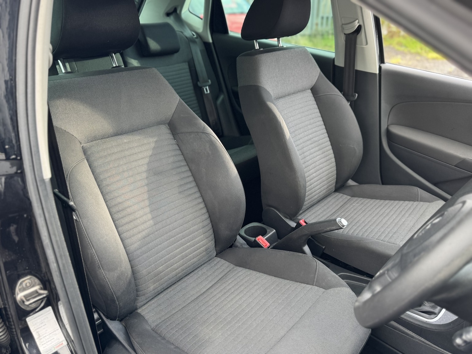 Used Volkswagen Polo 2011 for sale - 76637472: Photo 18