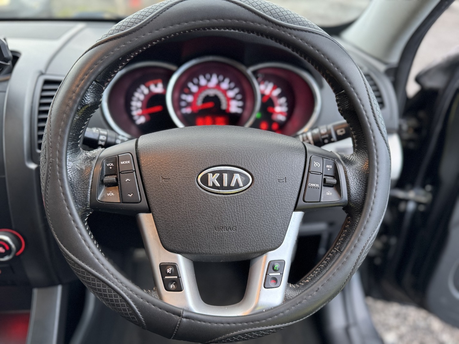 Used Kia Sorento 2012 for sale - 76588431: Photo 18