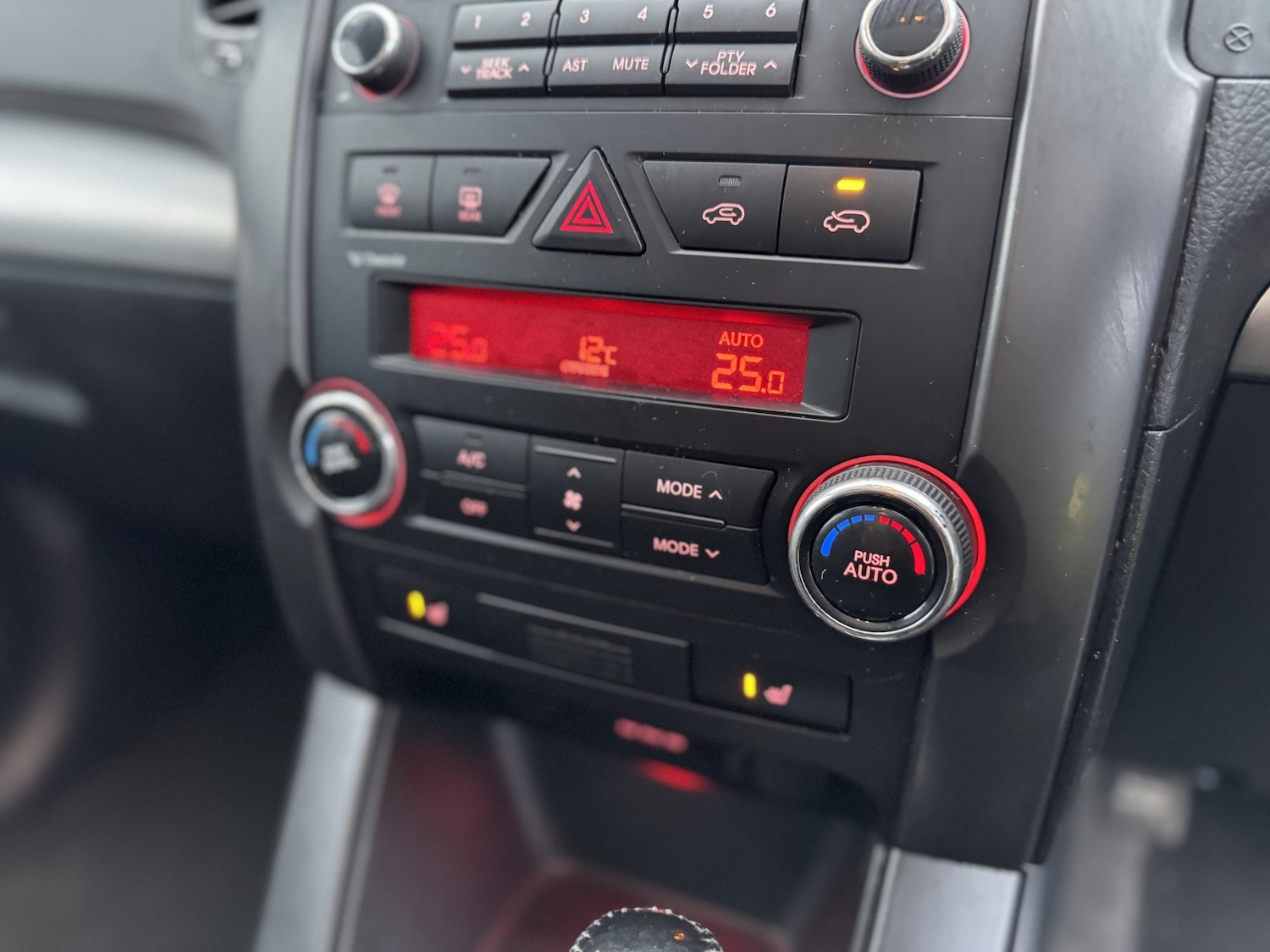 Used Kia Sorento 2012 for sale - 76588431: Photo 22