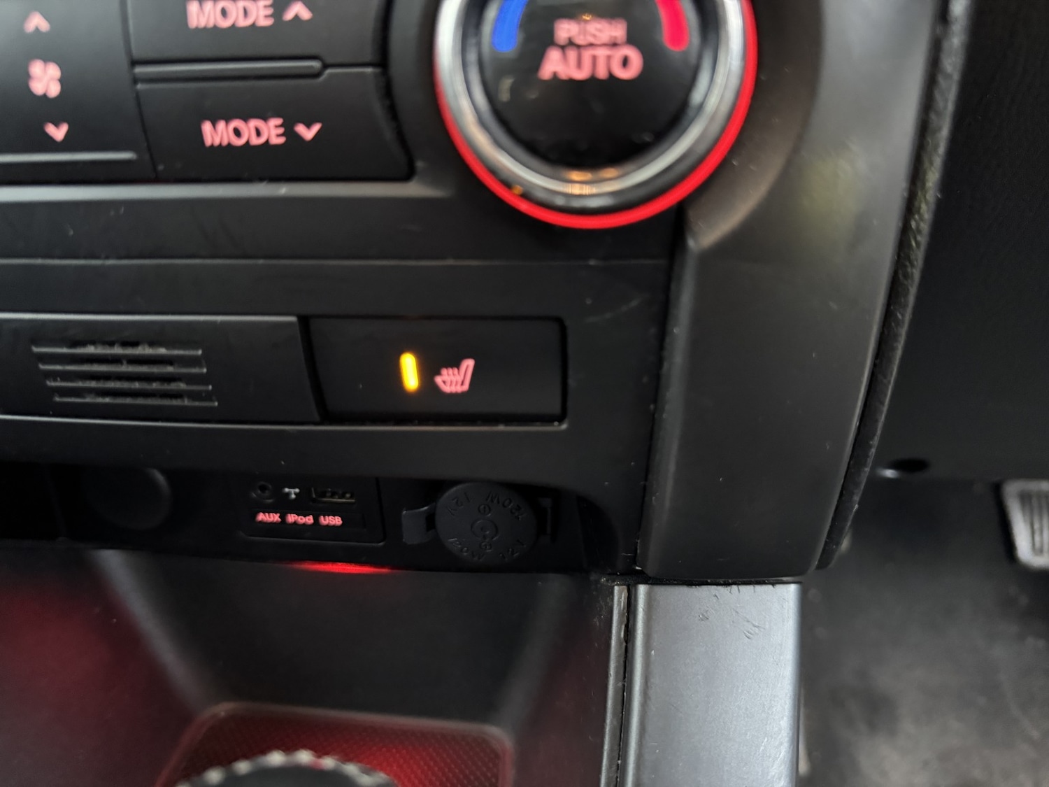 Used Kia Sorento 2012 for sale - 76588431: Photo 23