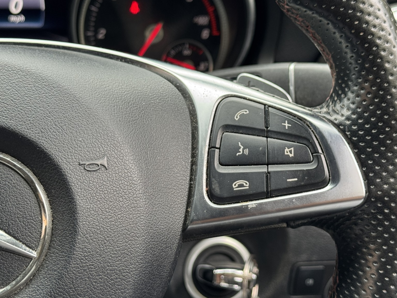 Used Mercedes-Benz GLA 2018 for sale - 76421871: Photo 19