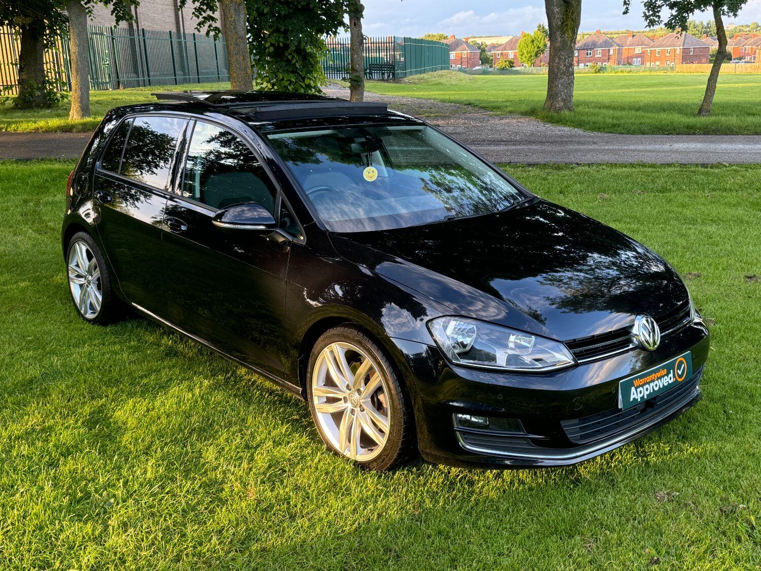 Used Volkswagen Golf 2016 for sale - 77622568: Photo 2