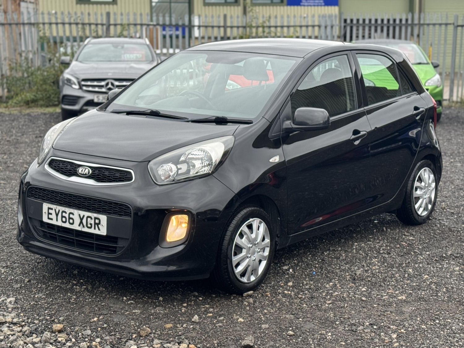 Used Kia Picanto 2016 for sale - 76588460: Photo 3