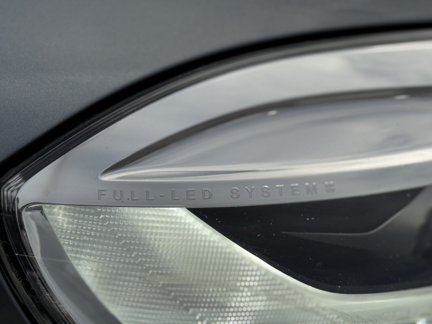 Used Volvo V40 2018 for sale - 77681867: Photo 13