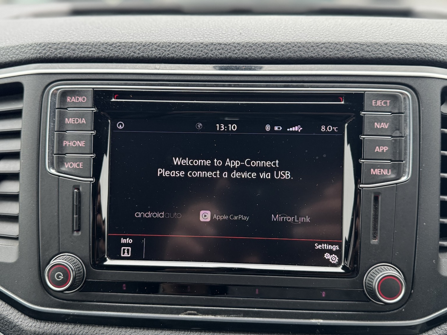 Used Volkswagen Amarok 2020 for sale - 77058430: Photo 24