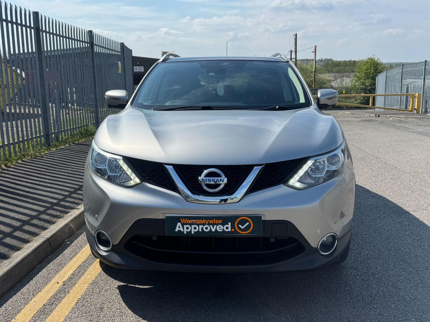 Used Nissan Qashqai 2016 for sale - 77483718: Photo 2