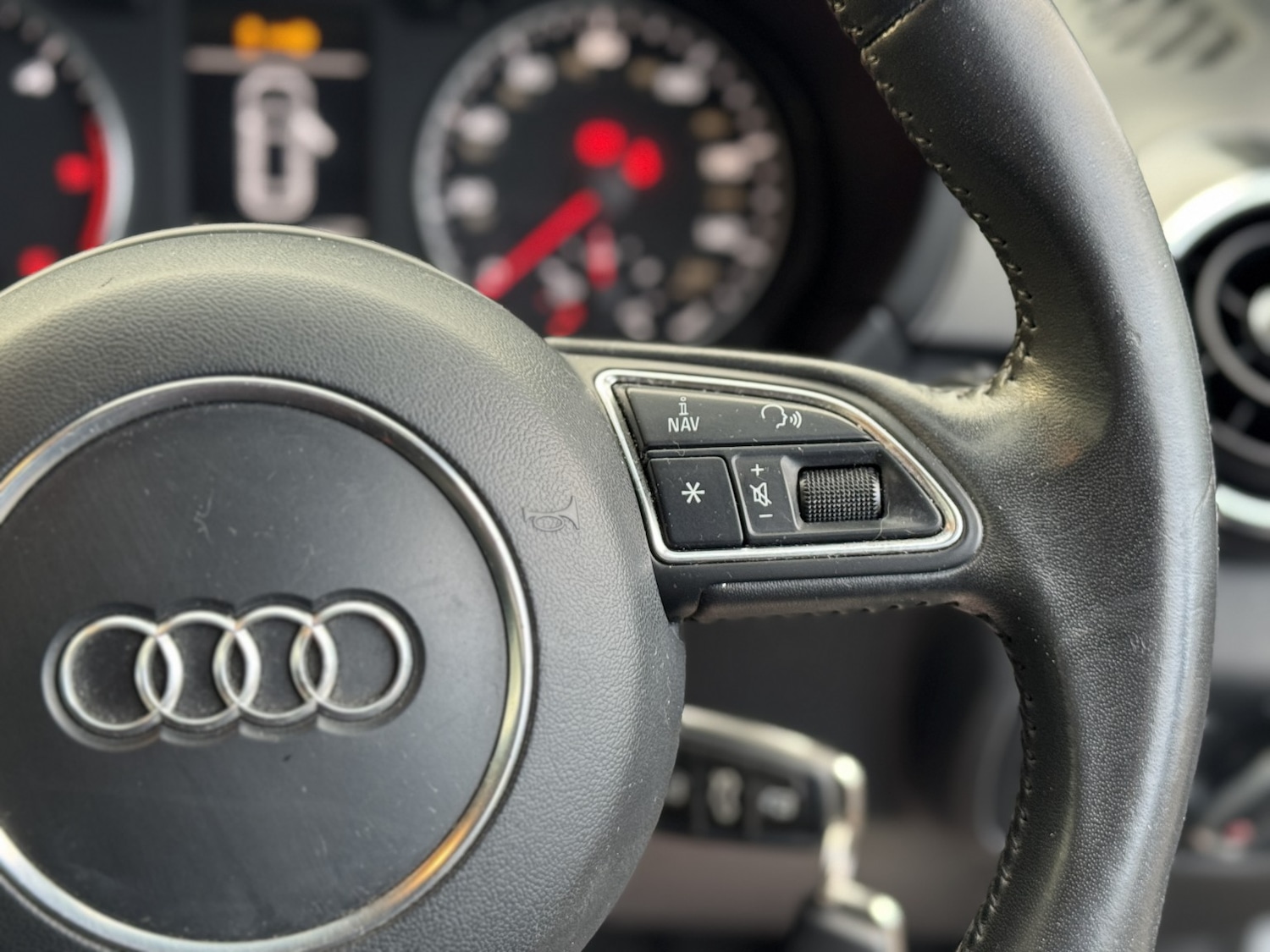 Used Audi A1 2013 for sale - 76588417: Photo 20