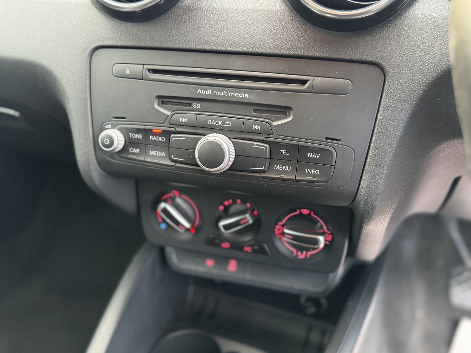 Used Audi A1 2013 for sale - 76588417: Photo 24