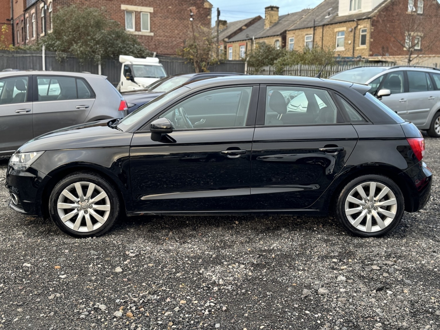 Used Audi A1 2013 for sale - 76588417: Photo 4