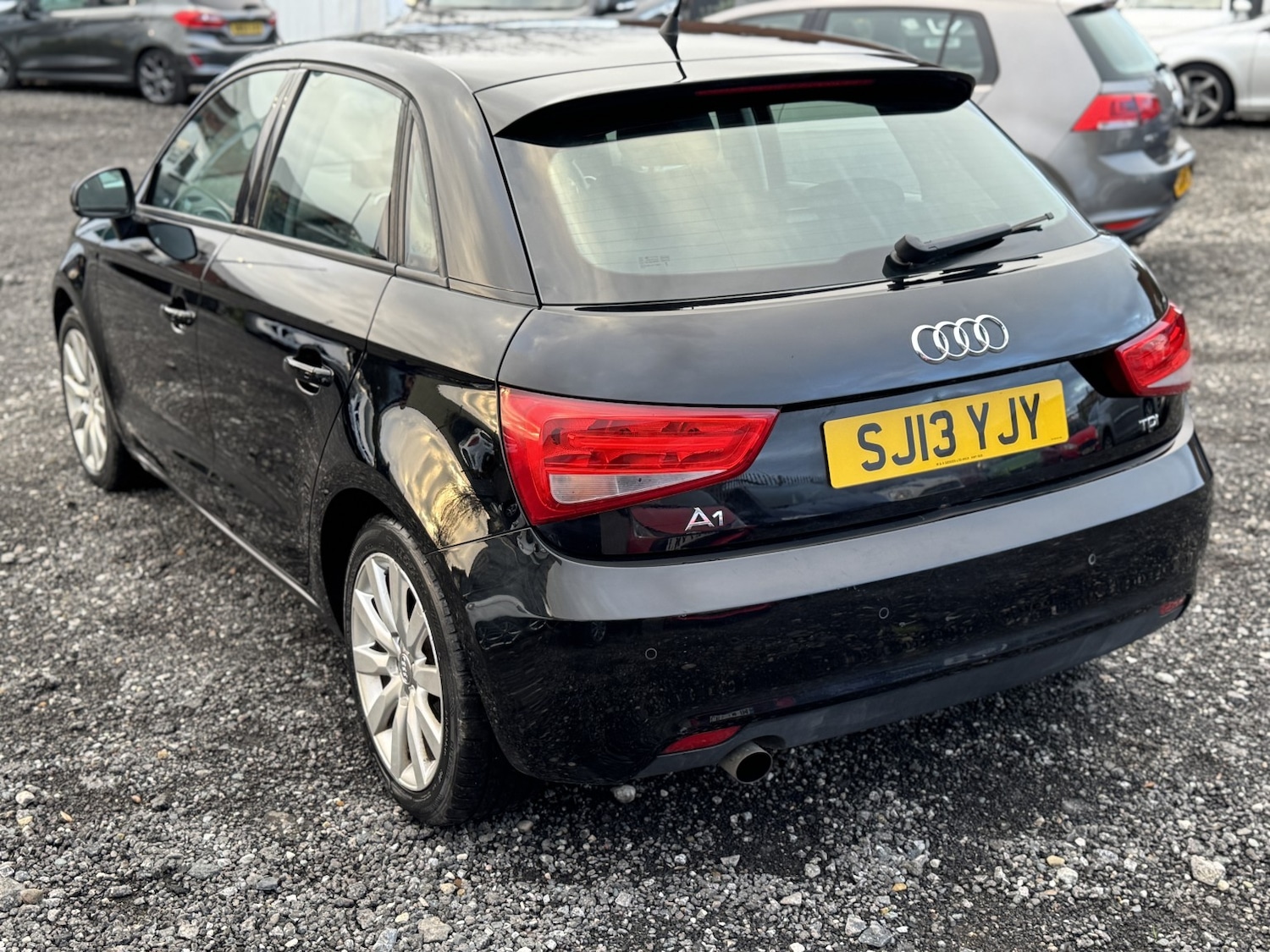 Used Audi A1 2013 for sale - 76588417: Photo 5