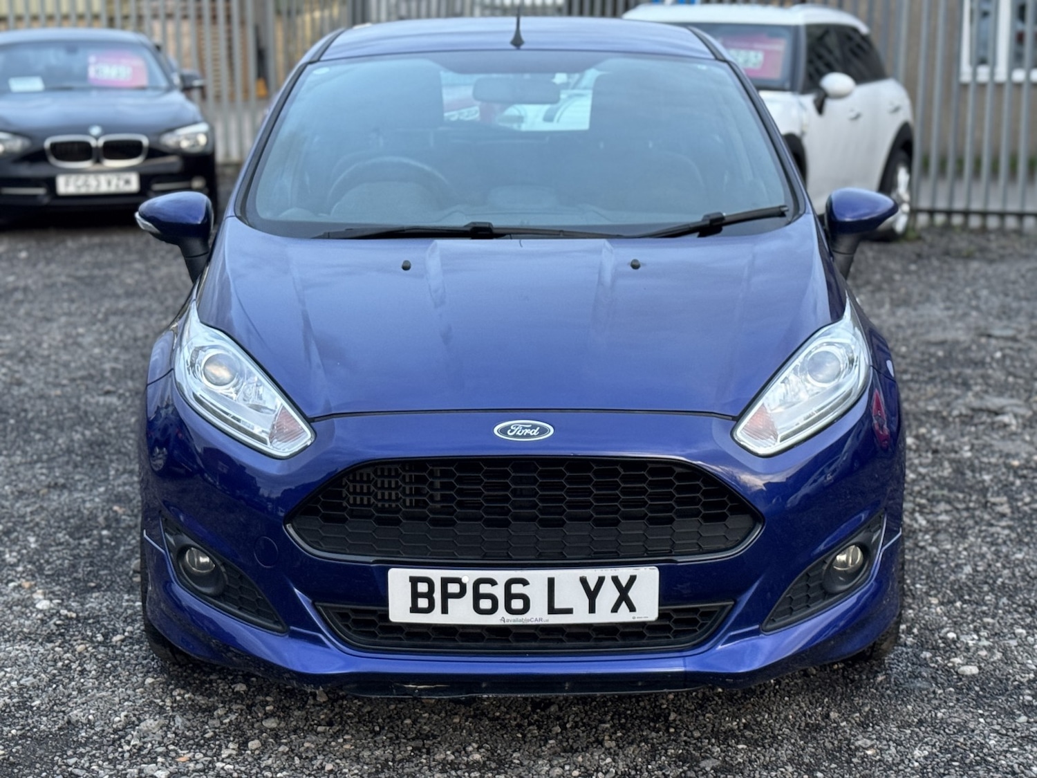 Used Ford Fiesta 2016 for sale - 76588405: Photo 2