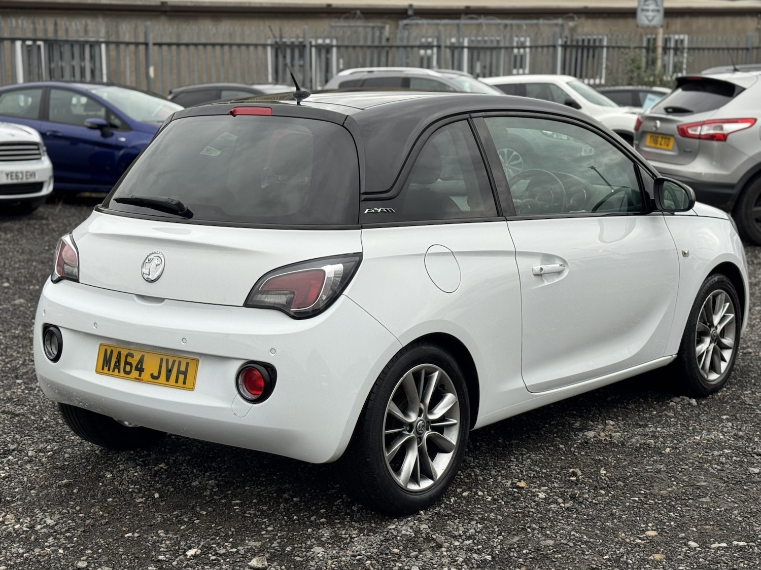 Used Vauxhall ADAM 2014 for sale - 76588469: Photo 6