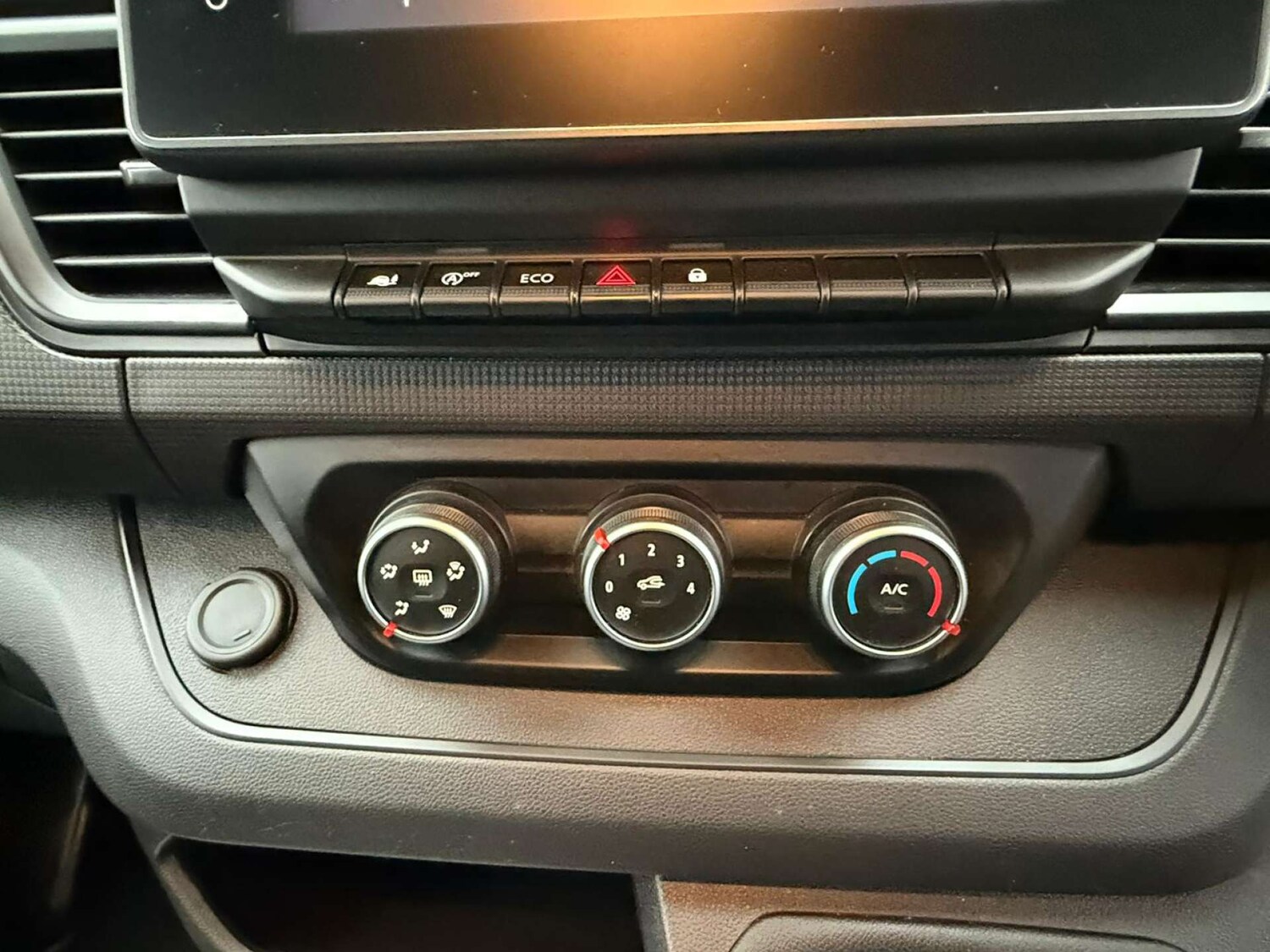 Used Renault Trafic 2022 for sale - 77872412: Photo 46