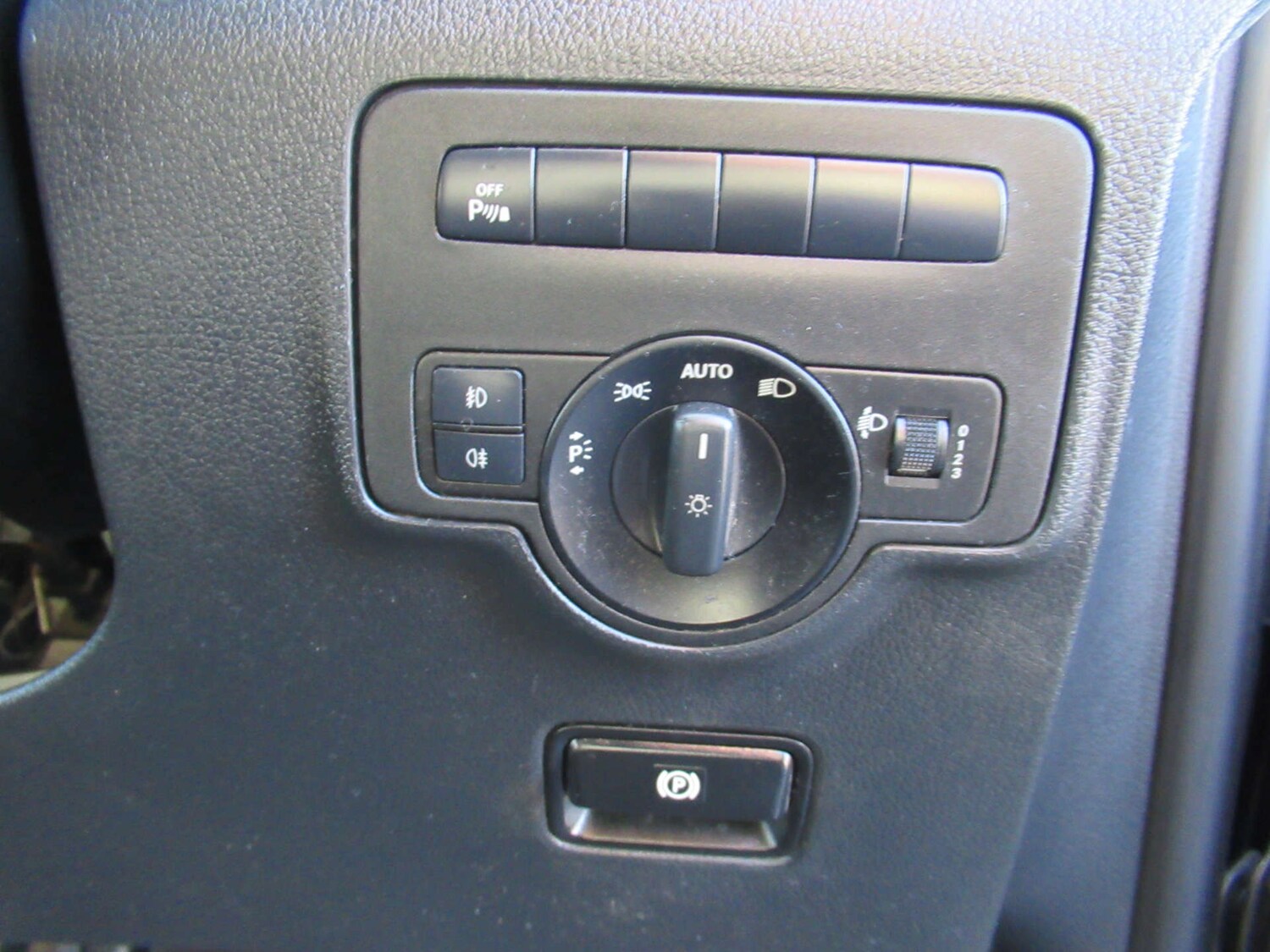 Used Mercedes-Benz Vito 2021 for sale - 77558192: Photo 30