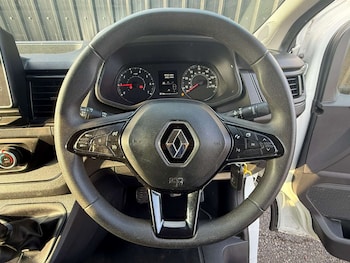 Used Renault Trafic 2022 for sale - 77818784: Photo