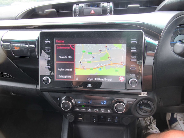 Used Toyota Hilux 2021 for sale - 75620029: Photo 21