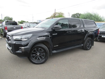 Used Toyota Hilux 2021 for sale - 75620029: Photo