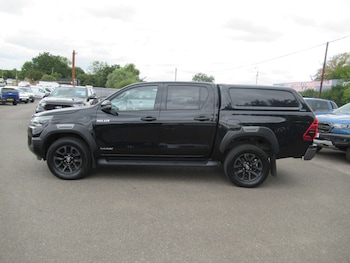 Used Toyota Hilux 2021 for sale - 75620029: Photo