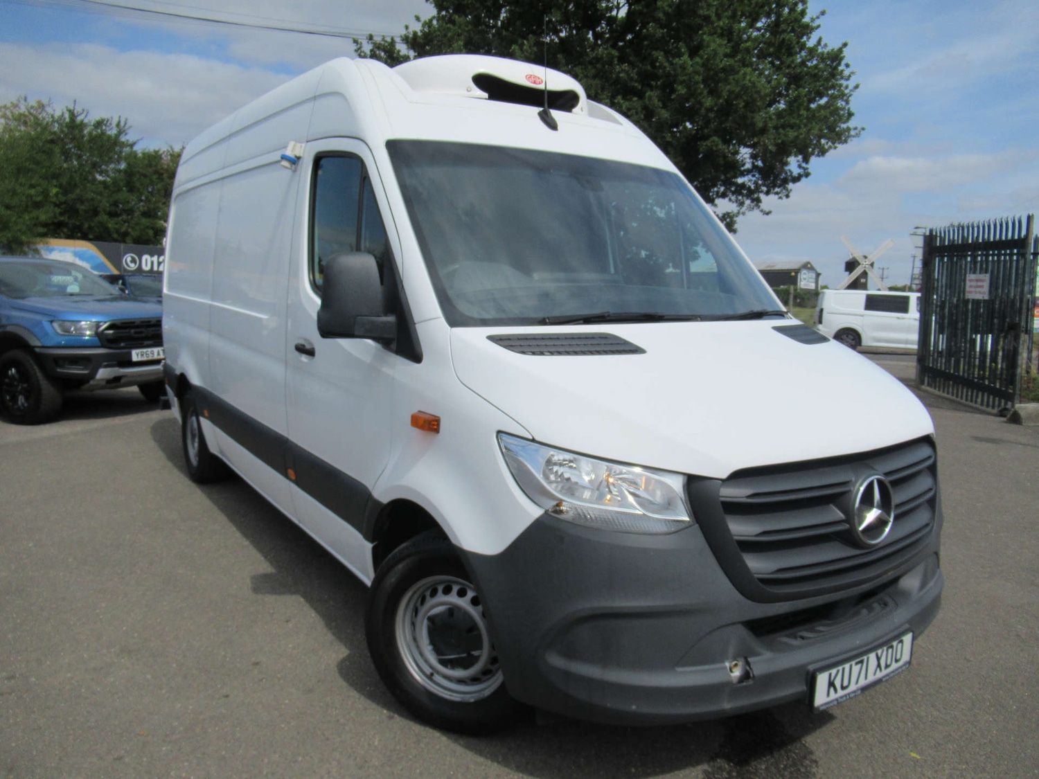 Vehicle 33