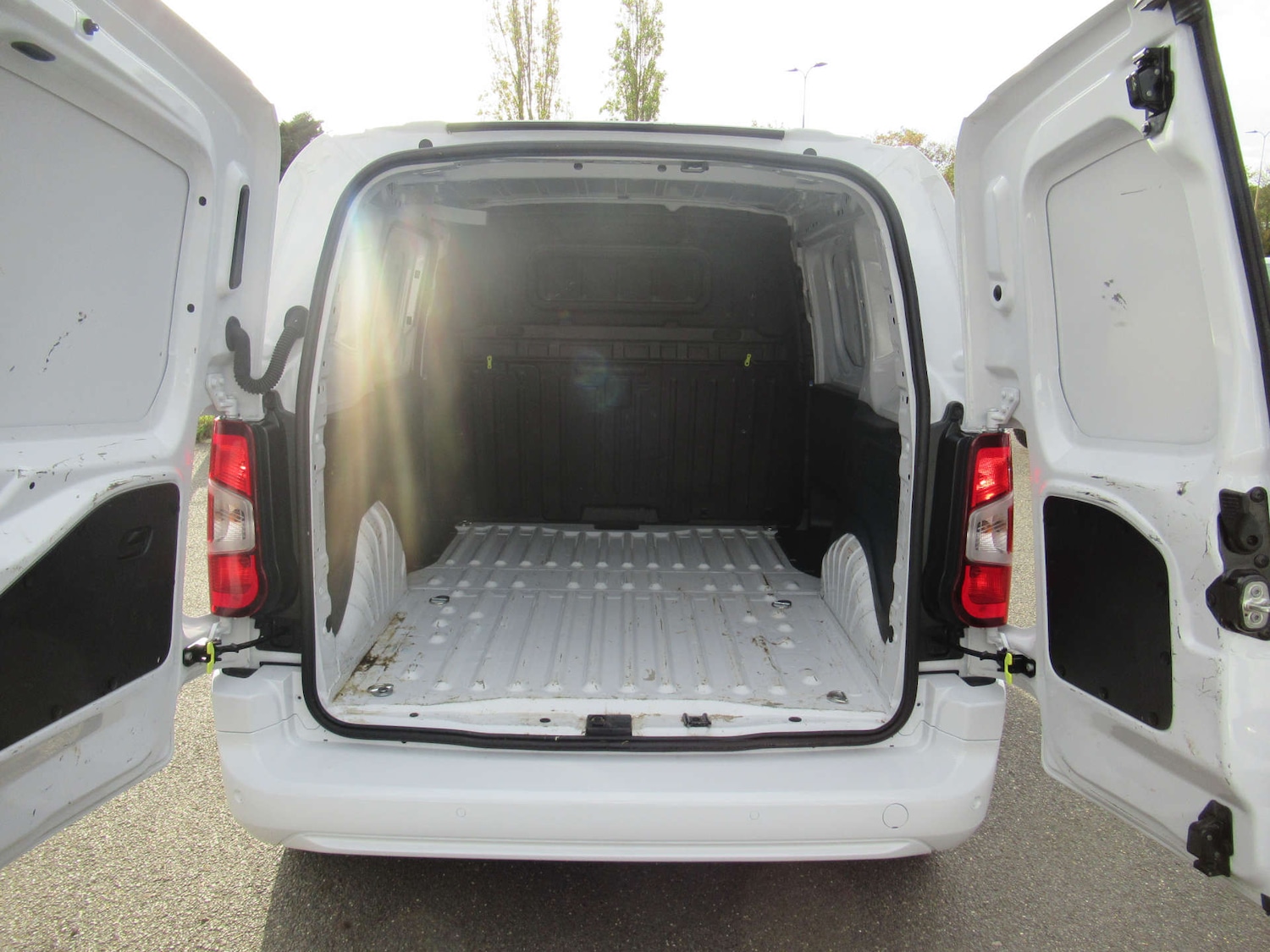 Used Citroen Berlingo 2023 for sale - 76479001: Photo 12