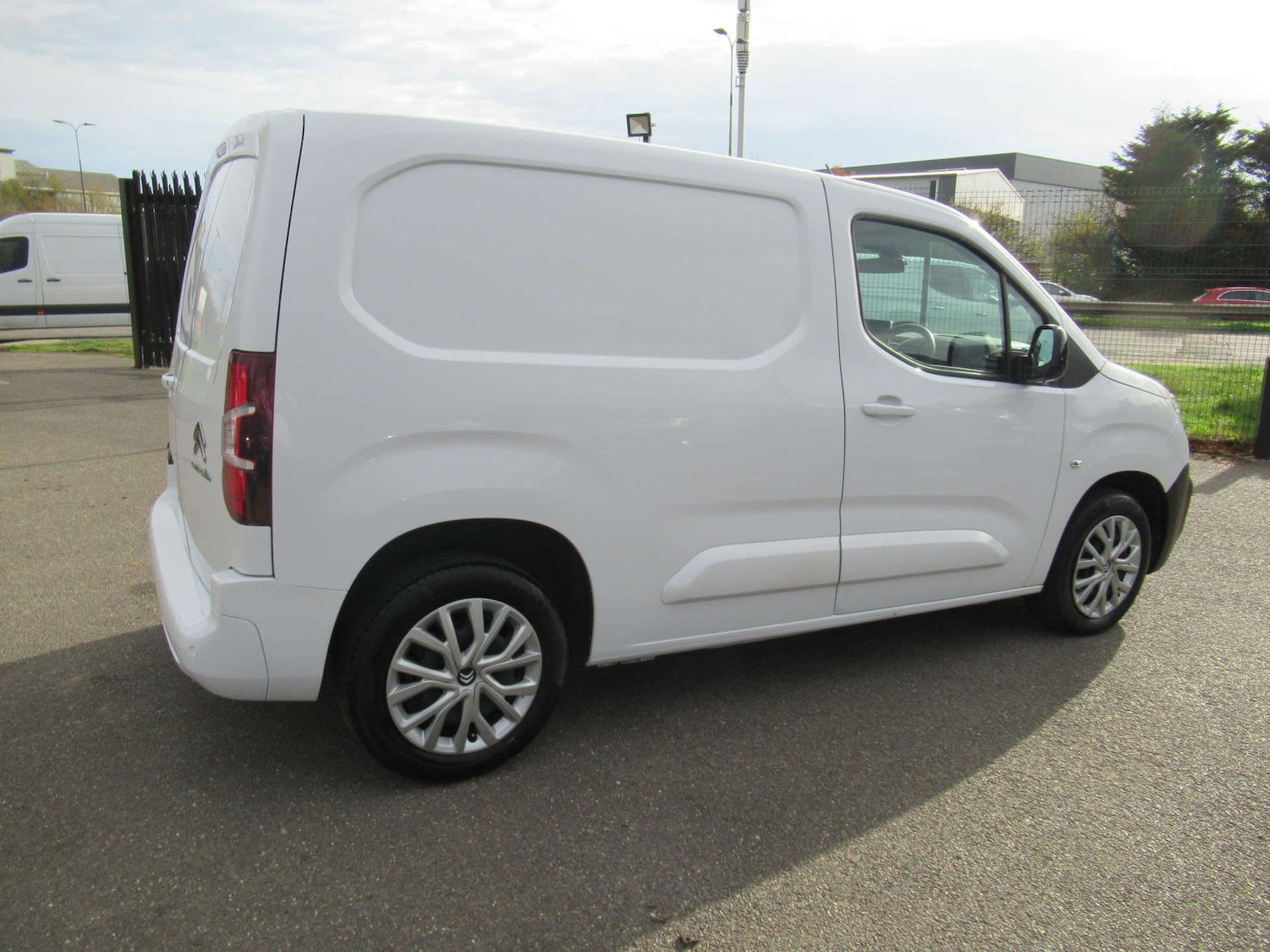 Used Citroen Berlingo 2023 for sale - 76479001: Photo 14