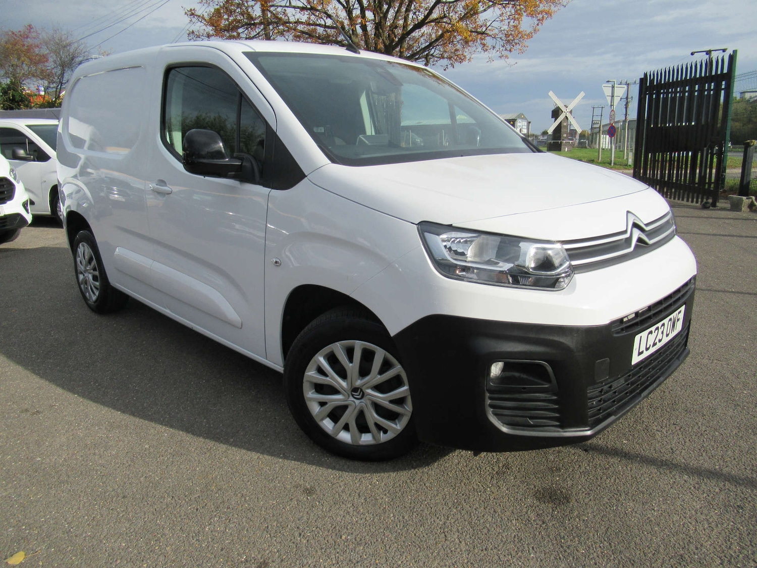 Used Citroen Berlingo 2023 for sale - 76479001: Photo 31